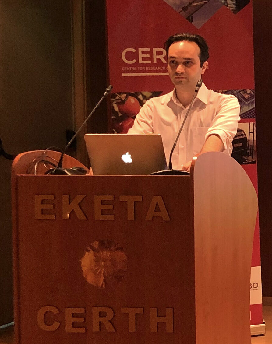 Ως Υγείας Ψυχολόγος Θεσσαλονίκης & Ψυχοθεραπευτής είμαι εδώ για εσάς, επικοινωνήστε μαζί μου και για ψυχοθεραπεία με ψυχολόγος online